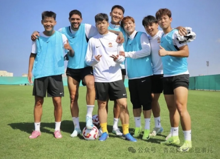  記者：劉小龍接近加盟青島西海岸，正隨隊在迪拜拉練只差官宣