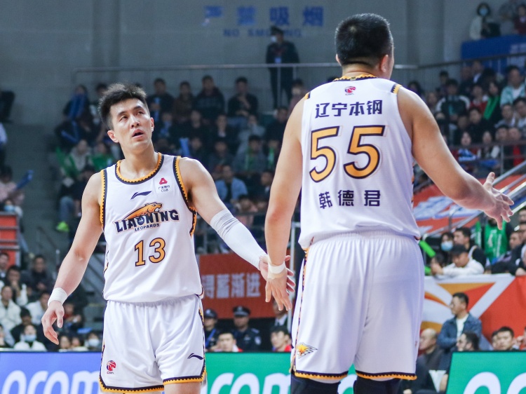  里程碑！韓德君8625分追平郭艾倫 并列遼籃隊史得分王