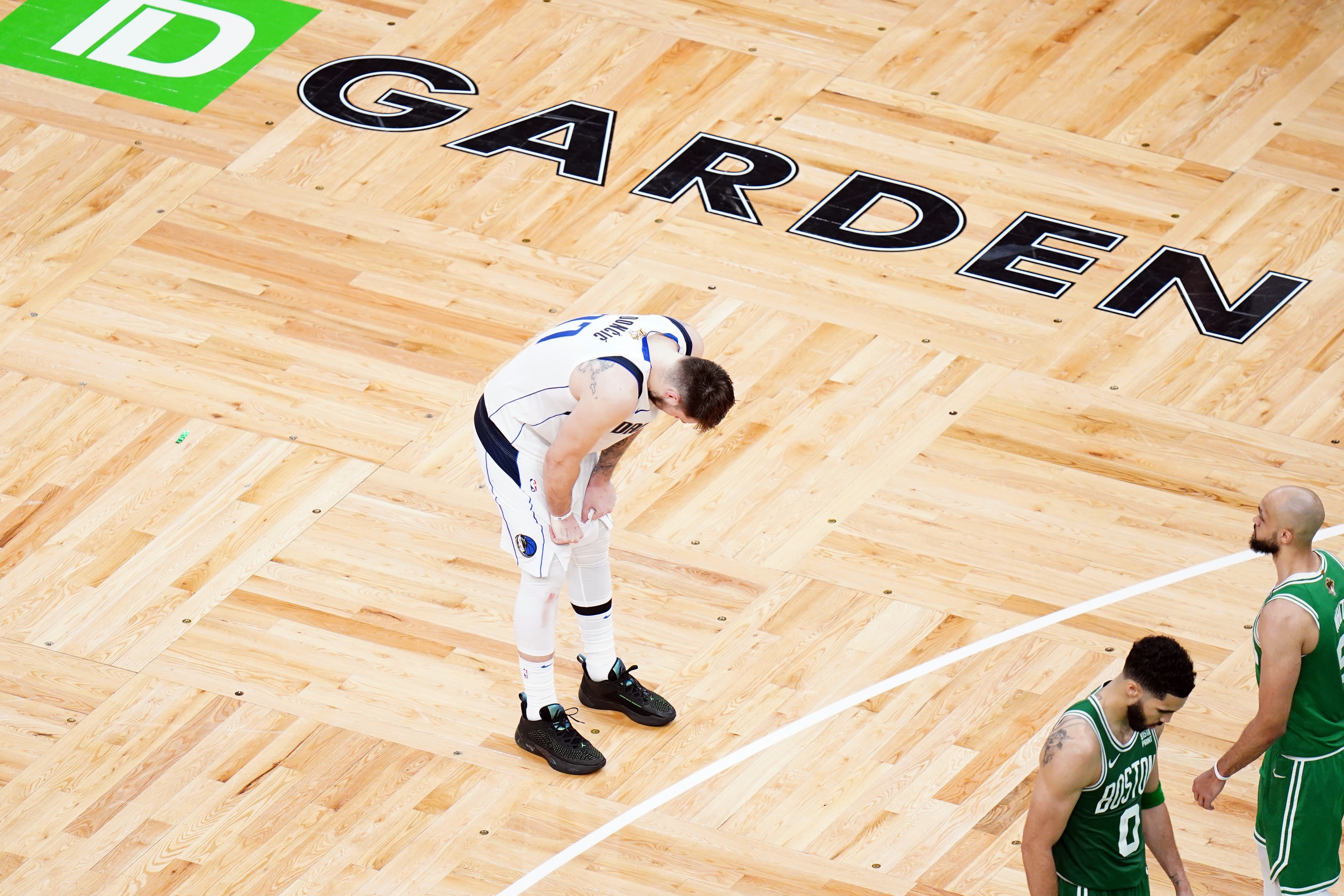  Windhorst：有一名現(xiàn)役NBA全明星球員跟我說 獨(dú)行俠很討厭東契奇